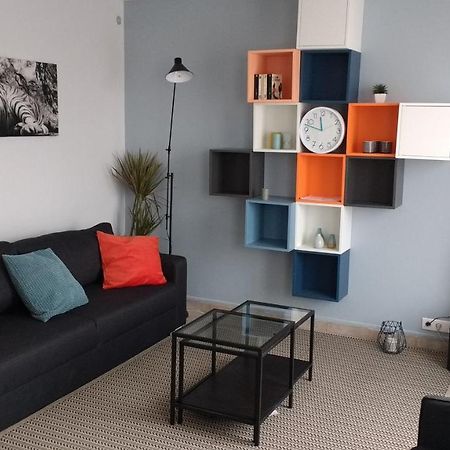 Chambre Paisible Tout Confort Bed & Breakfast Courcouronnes Bagian luar foto